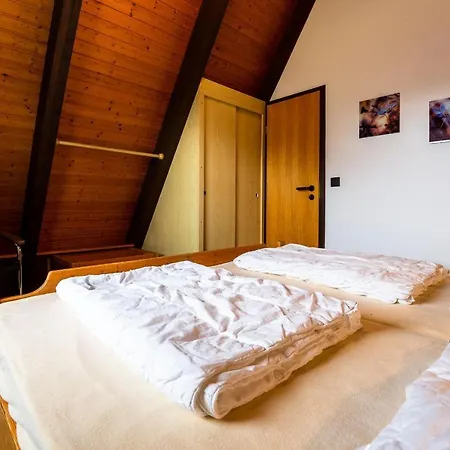 Ferienwohnpark Nurdachhaus Typ 8 Ndt 105 Casa vacanze Immenstaad am Bodensee